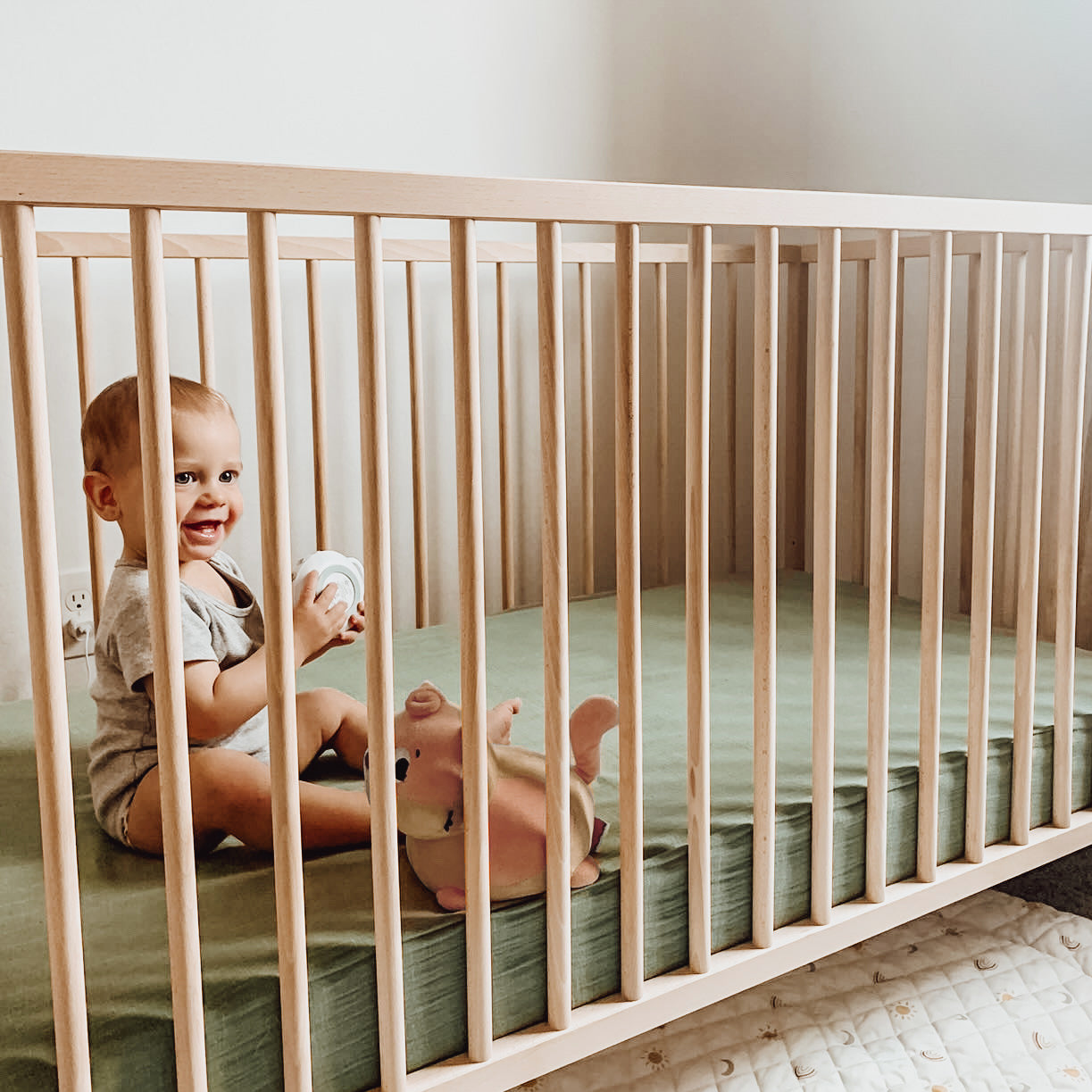 Green Muslin STANDARD Crib Sheet